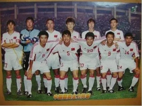 大人操小孩